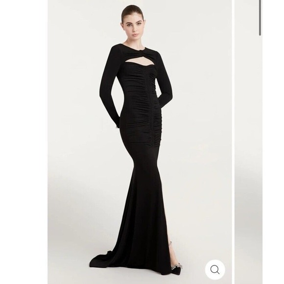 Cinq a Sept Perri Maxi Gown - Picture 1 of 8